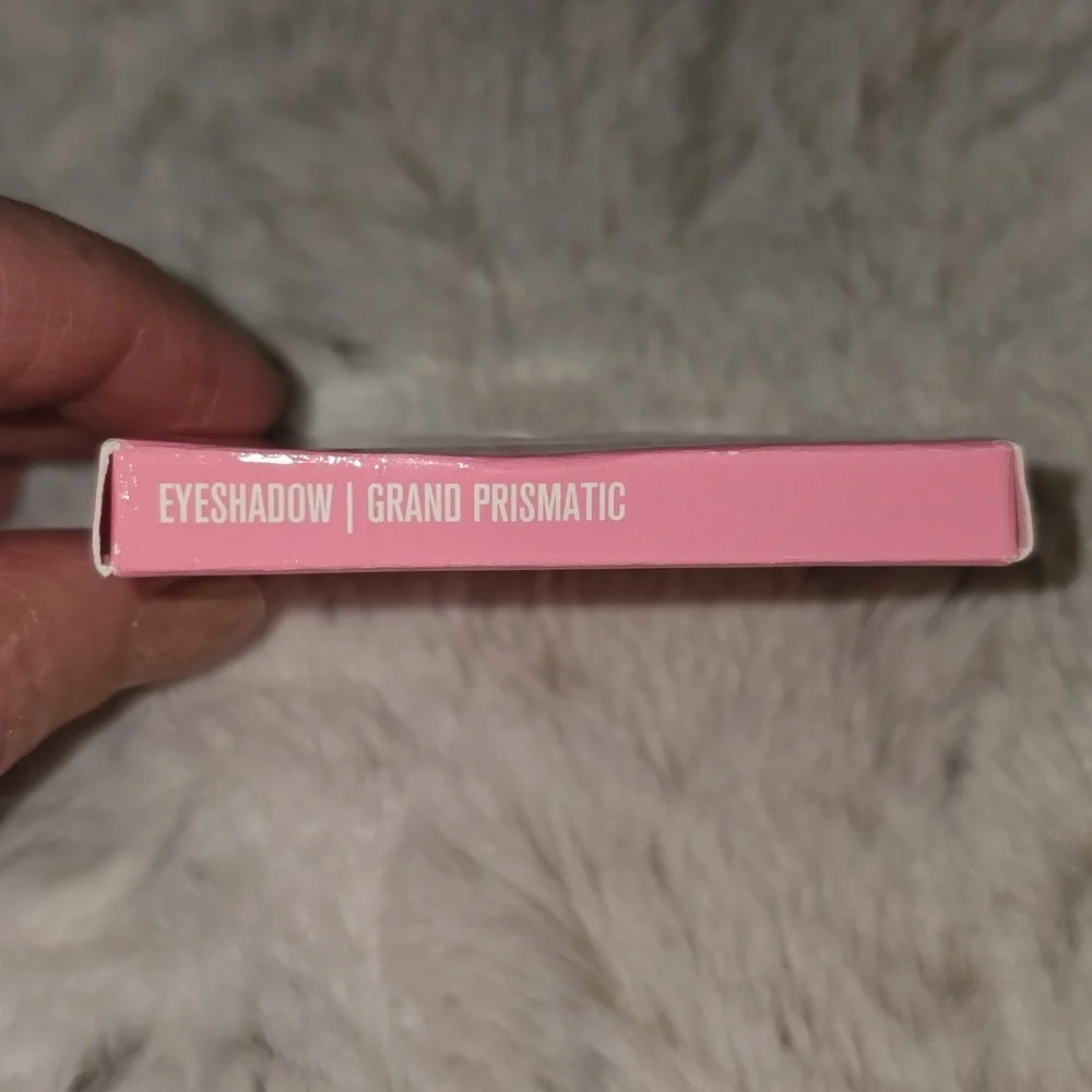 Jeffree Star Cosmetics Grand Prismatic Eyeshadow (Bright Blue) NWT